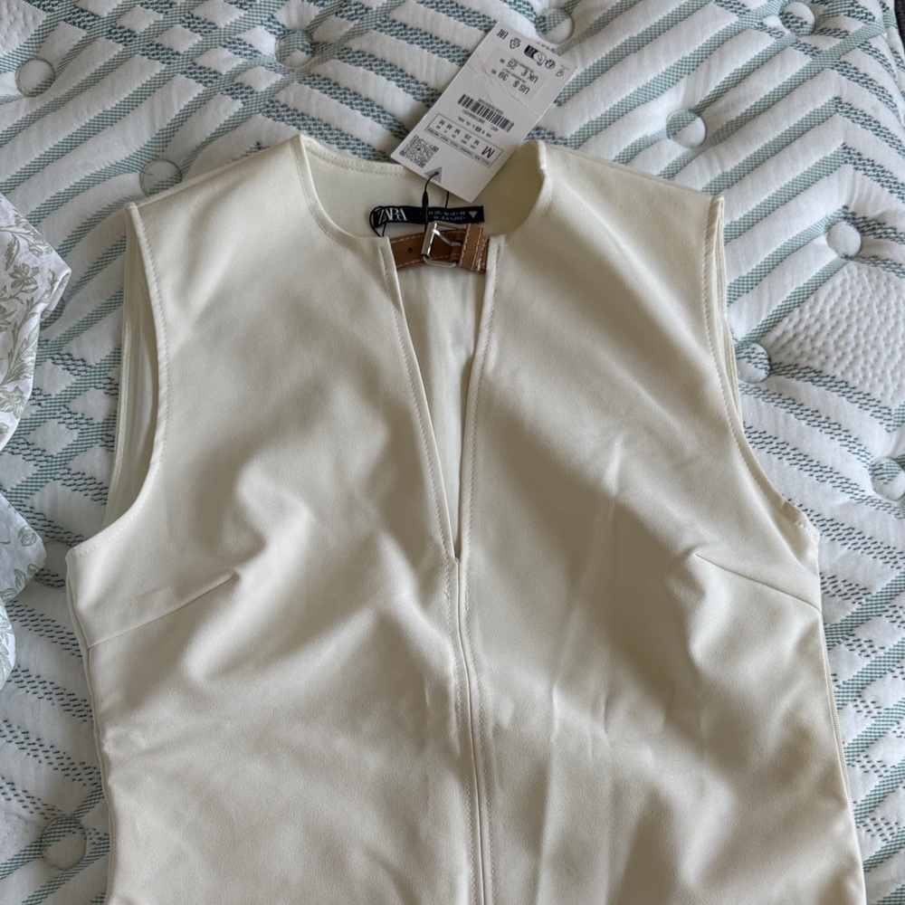 Zara Cream Sleeveless buckle front bodysuit